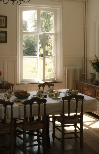 dining-room-chateau-vercourt-7575