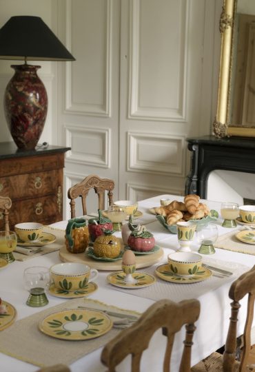 dining-room-chateau-vercourt-8378